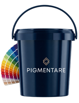 Balde de produto Pigmentare ao lado do leque de amostras de cores do Sistema SelfColor